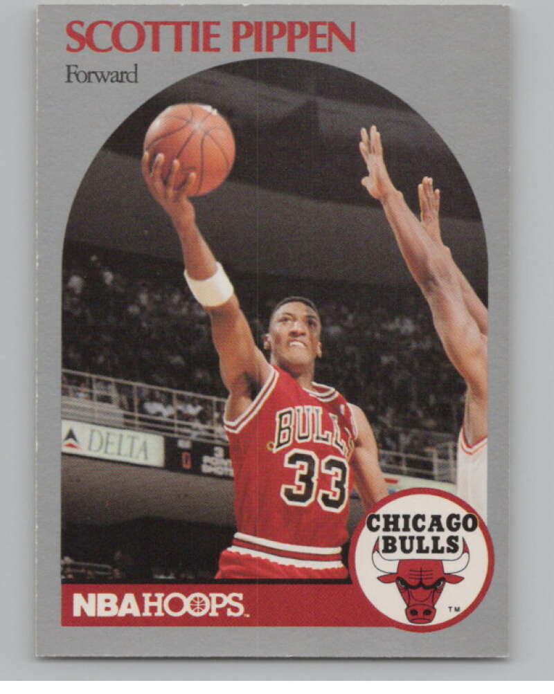 1990-91 Hoops #69 Scottie Pippen  Chicago Bulls  V101316 Image 1