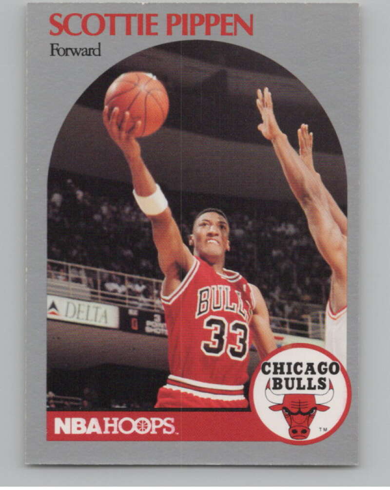 1990-91 Hoops #69 Scottie Pippen  Chicago Bulls  V101318 Image 1