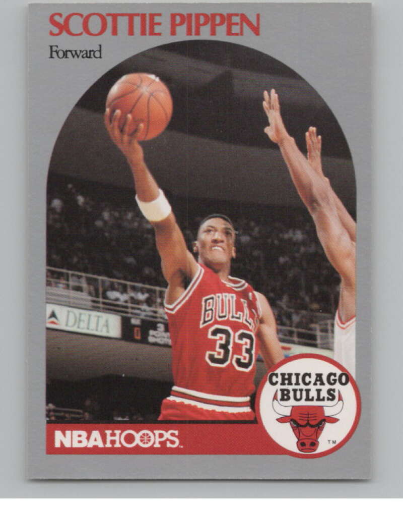 1990-91 Hoops #69 Scottie Pippen  Chicago Bulls  V101323 Image 1