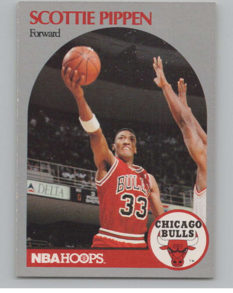 1990-91 Hoops #69 Scottie Pippen  Chicago Bulls  V101324 Image 1