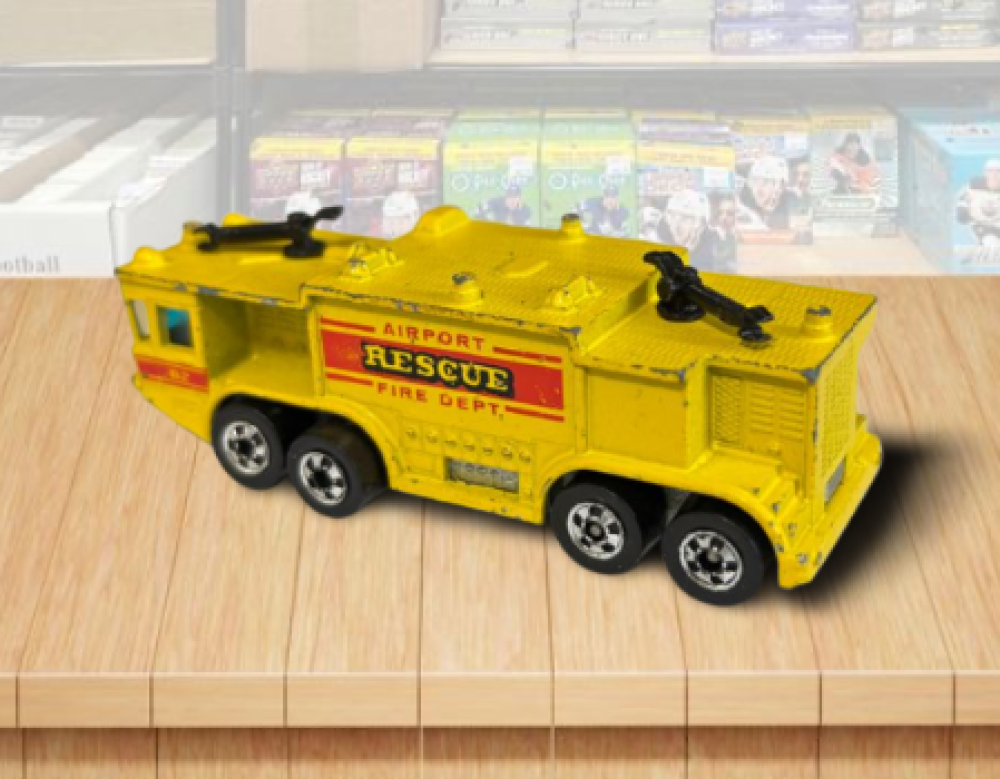 1979 Hot Wheels Yellow Airport Rescue Fire Dept Truck Vintage Toy Car Hong Kong Image 2