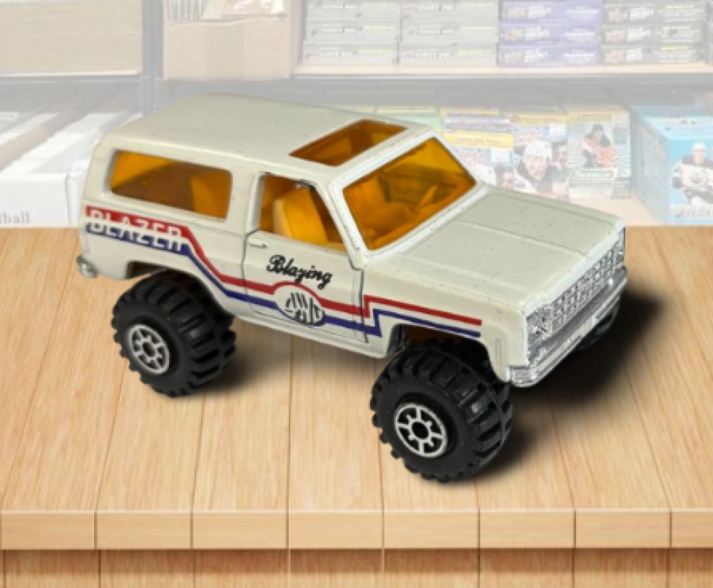 1979 Yat Ming 4WD Blazer Red-Blue Stripe Vintage Toy Car Made in Hong Kong Image 1