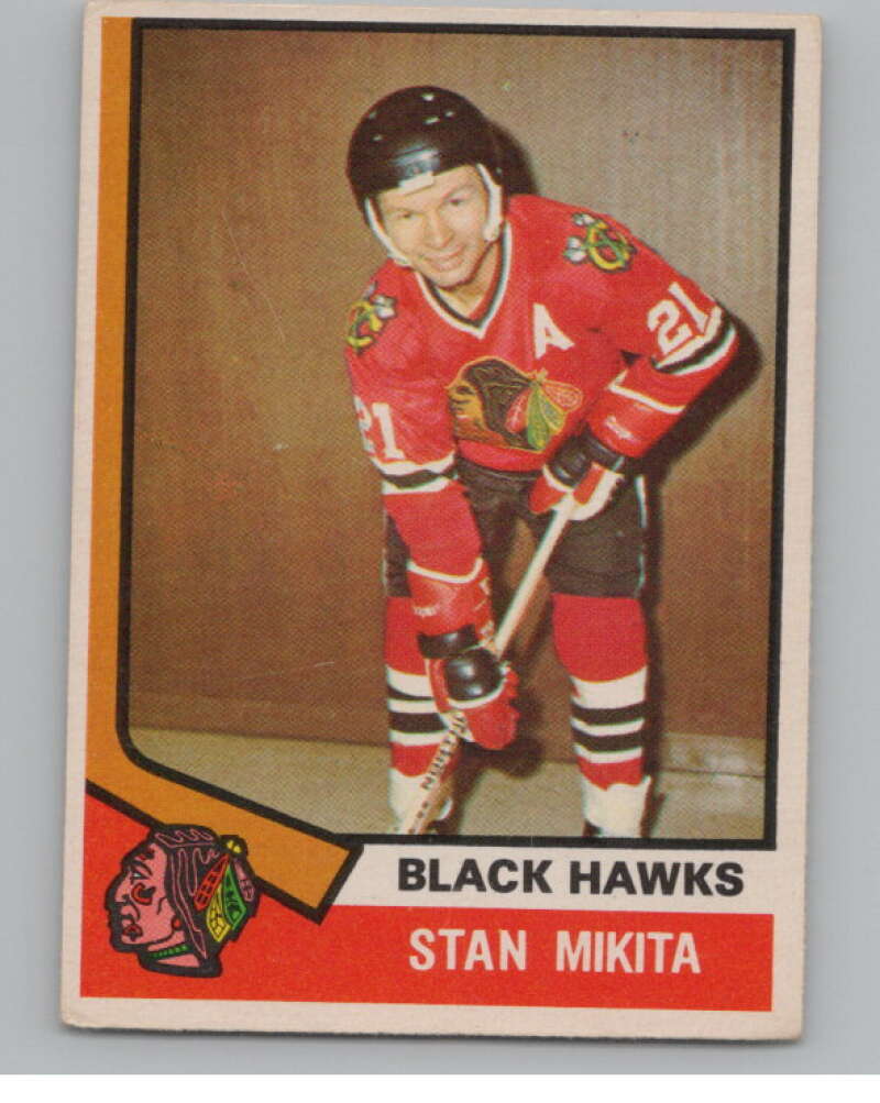 1974-75 O-Pee-Chee #20 Stan Mikita  Chicago Blackhawks  V103464 Image 1