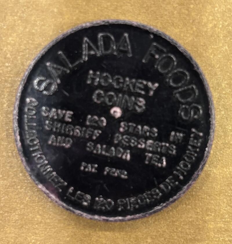 1961-62 Shirriff/Salada Coins #37 Bob Turner Hockey Coin Vintage V104765 Image 2