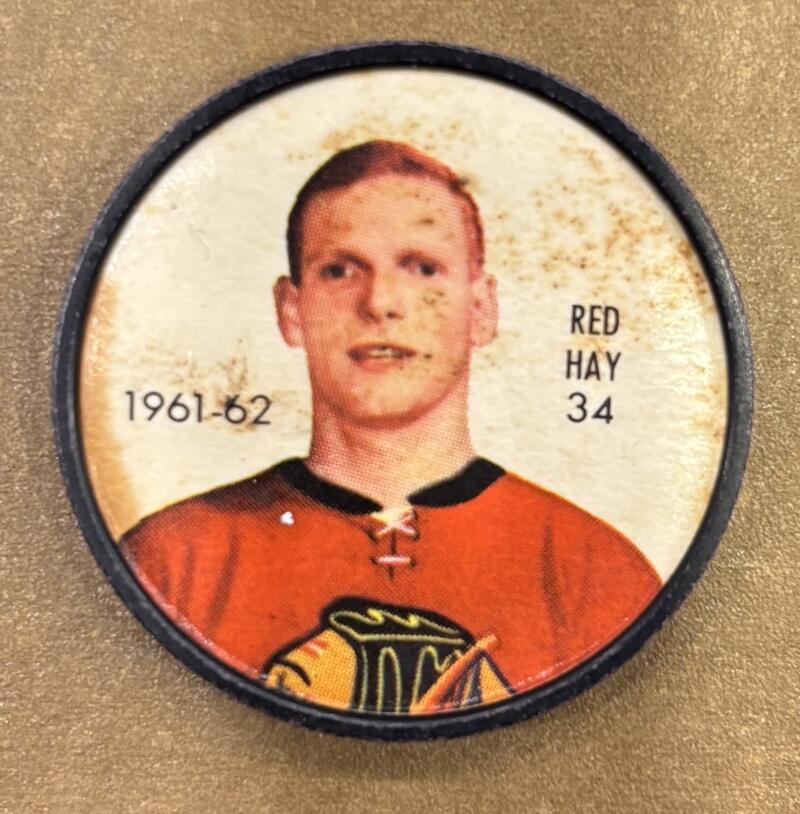 1961-62 Shirriff/Salada Coins #34 Bill Hay Hockey Coin Vintage V104767 Image 1