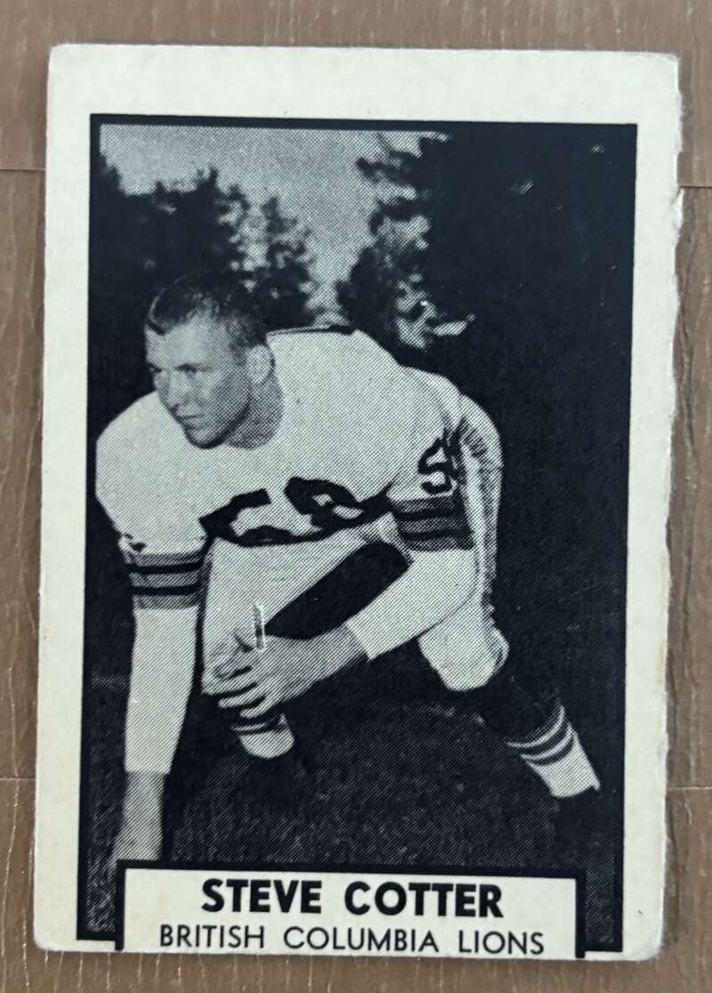 1962 Topps CFL #8 Lonnie Dennis  RC Rookie British Columbia Lions  V105301 Image 1