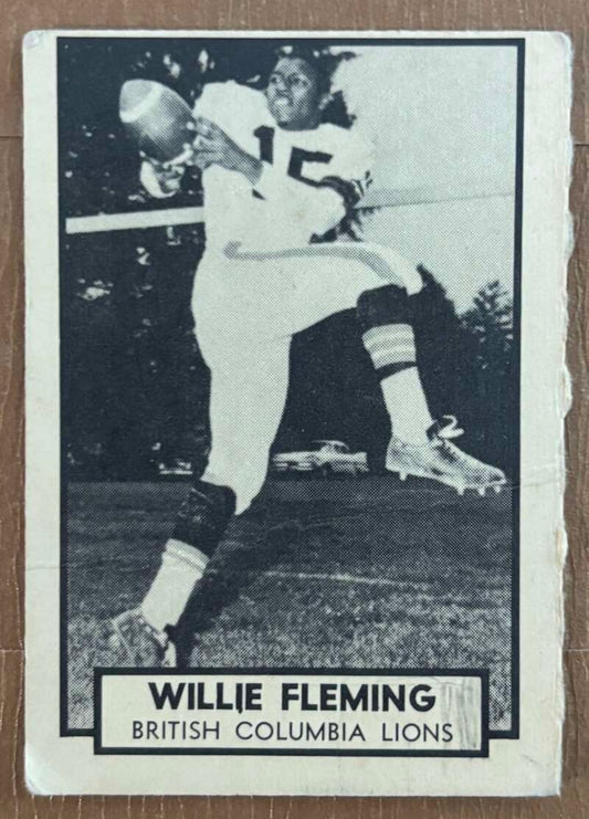 1962 Topps CFL #10 Willie Fleming  British Columbia Lions  V105303 Image 1
