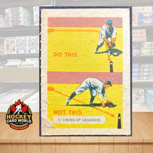 1945 Kellogg's All Wheat #5 Lining Grounder Sport-Tips Vintage Mini Card V105382 Image 1