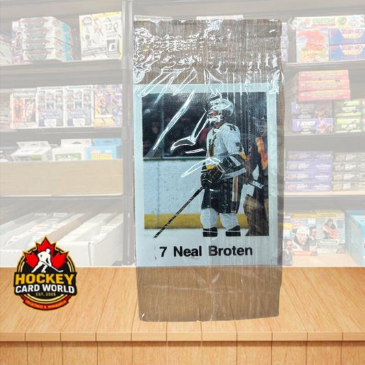 1988-89 Frito-Lay Stickers Sealed Wrapper Hockey Sticker Neal Broten 7 Image 1