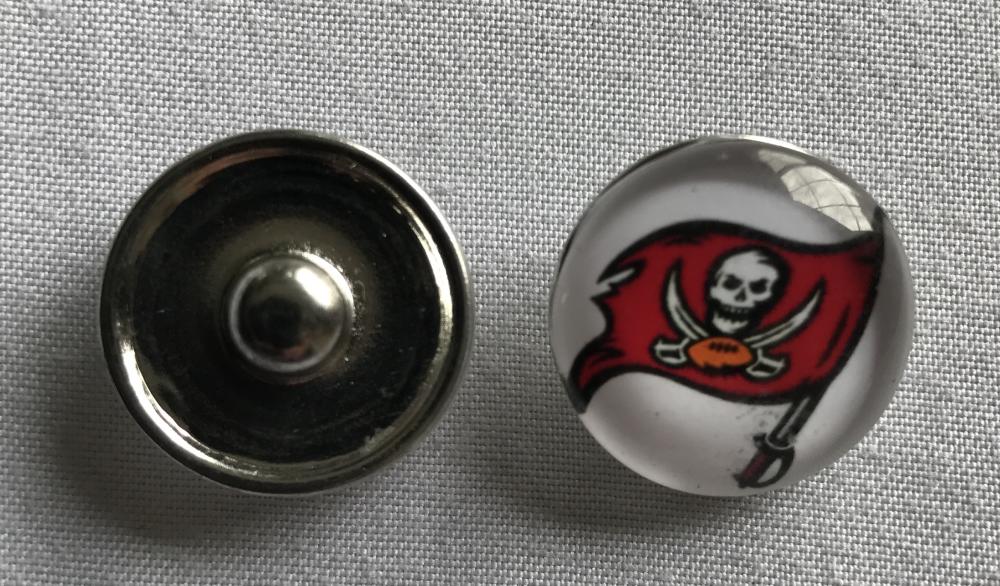 (HCW) Tampa Bay Buccaneers NFL Snap Ginger Button Jewelry for Jackets, Bracelets Image 1