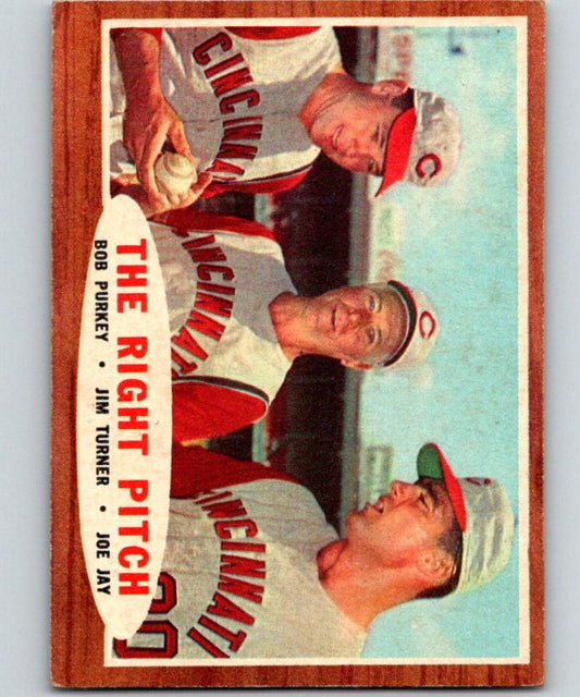 1962 Topps #263 Purkey/ Turner/Jay The Right Pitch Baseball MLB Reds 03796