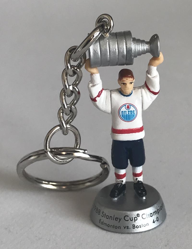Edmonton Oilers 1988 Stanley Cup Champions 2" Figure Keychain in Package Image 1