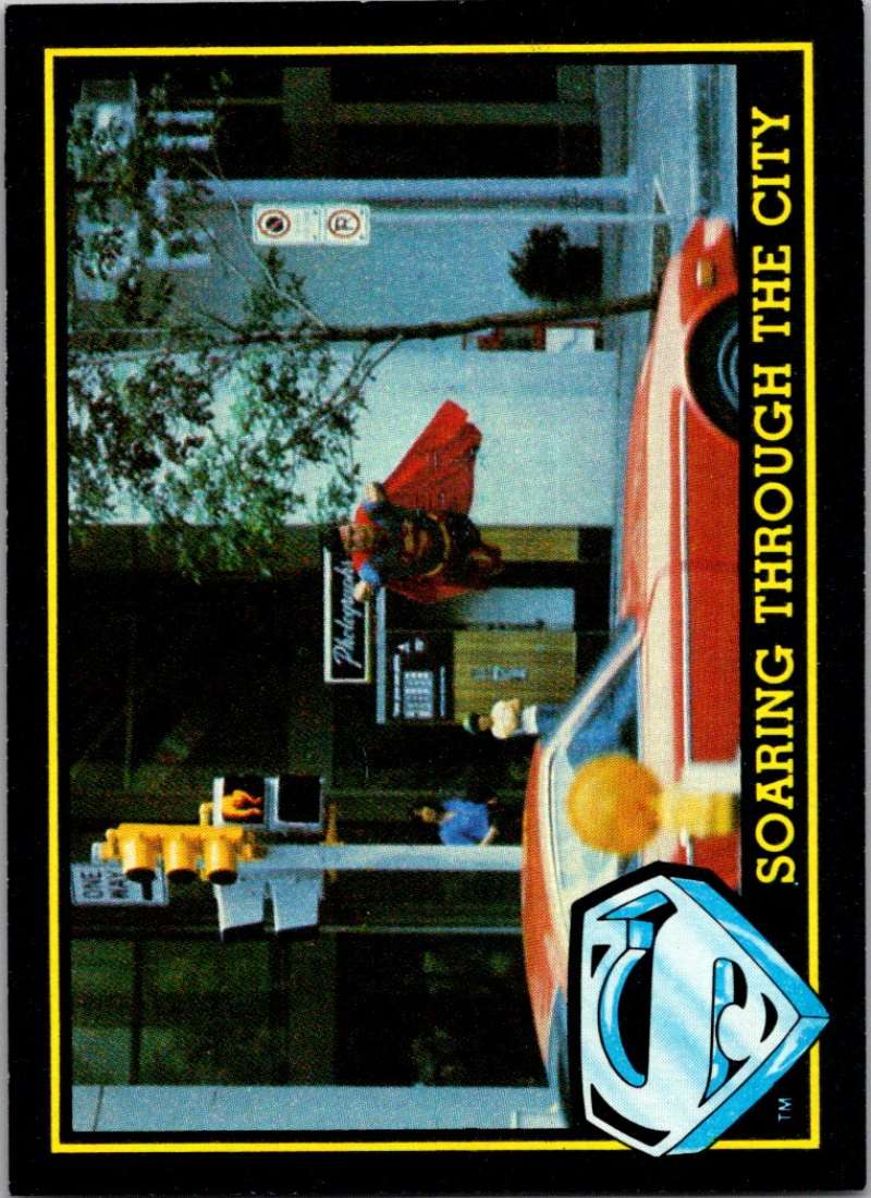 1983 Topps Superman III #4 Soaring through the City! Image 1