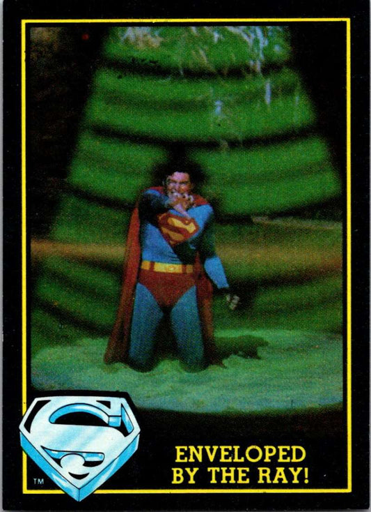 1983 Topps Superman III #80 Enveloped by the Ray! Image 1