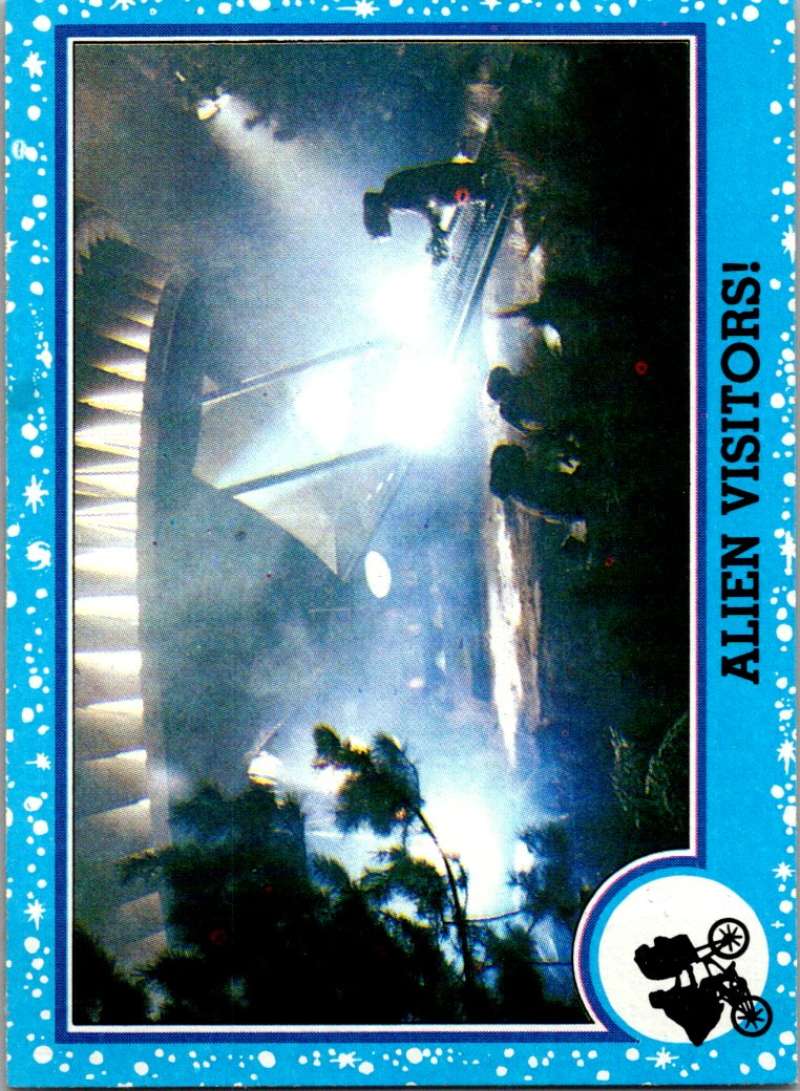 1982 Topps E.T. The Extraterrestrial #2 Alien Visitors! Image 1