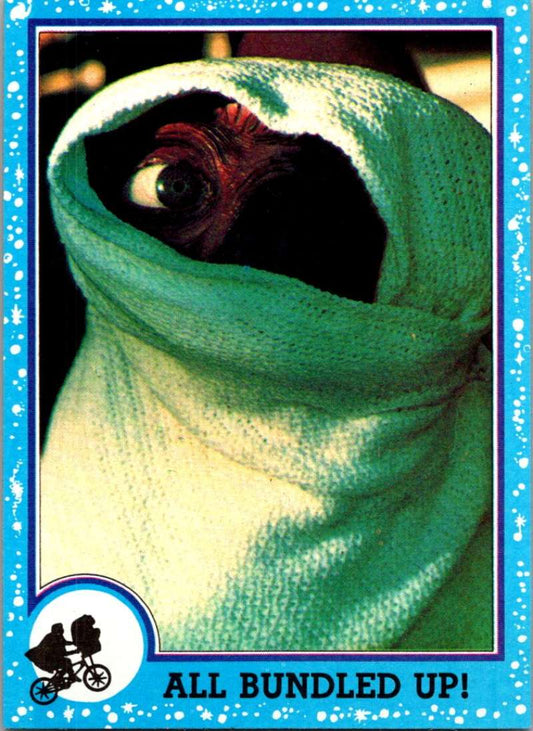 1982 Topps E.T. The Extraterrestrial #61 All Bundled Up! Image 1