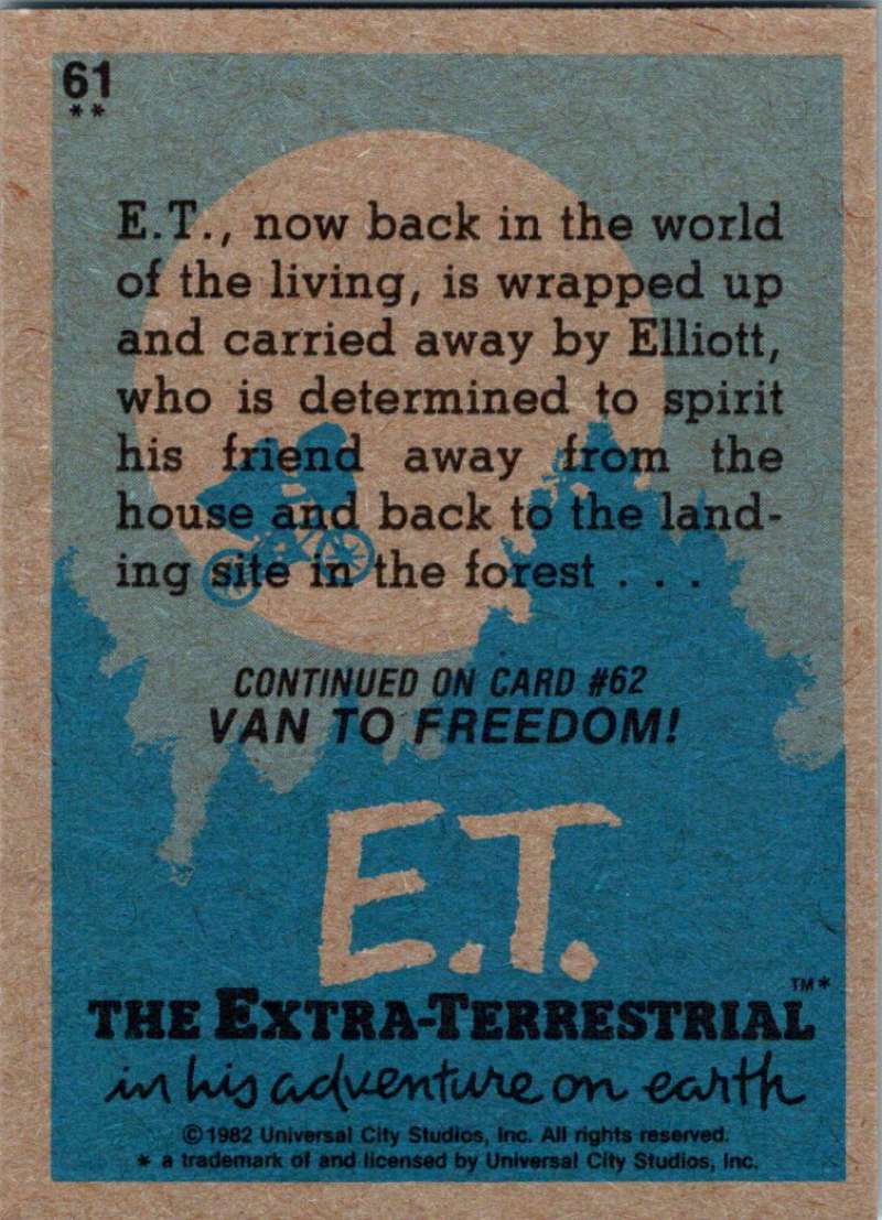 1982 Topps E.T. The Extraterrestrial #61 All Bundled Up! Image 2