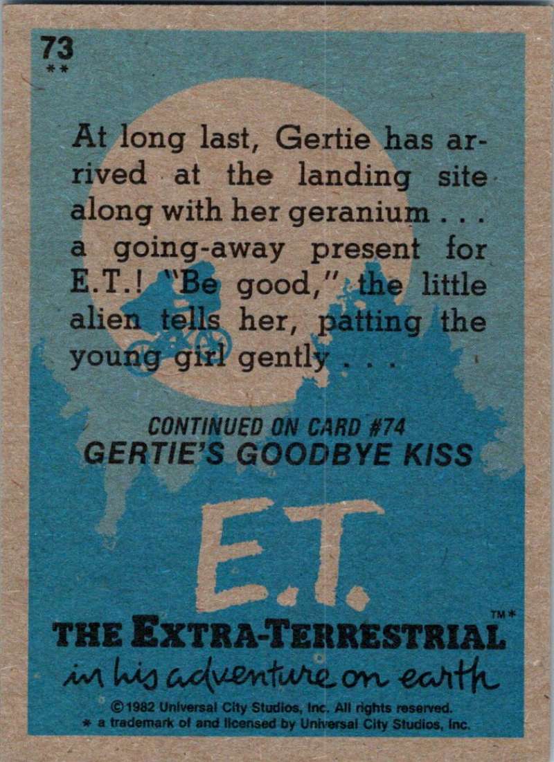 1982 Topps E.T. The Extraterrestrial #73 A Present for E.T. Image 2