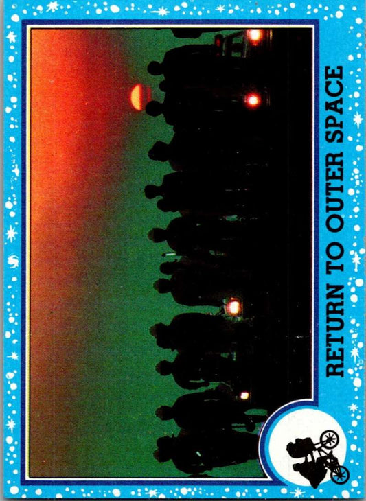 1982 Topps E.T. The Extraterrestrial #81 Return To Outer Space Image 1
