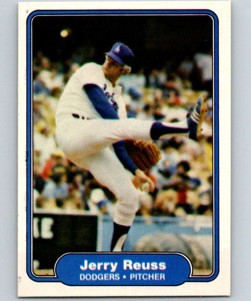 1982 Fleer #18 Jerry Reuss Dodgers UER Image 1