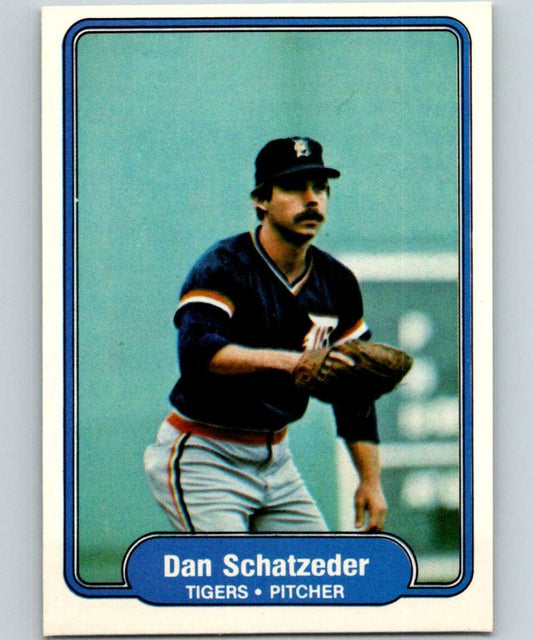 1982 Fleer #281 Dan Schatzeder Tigers Image 1