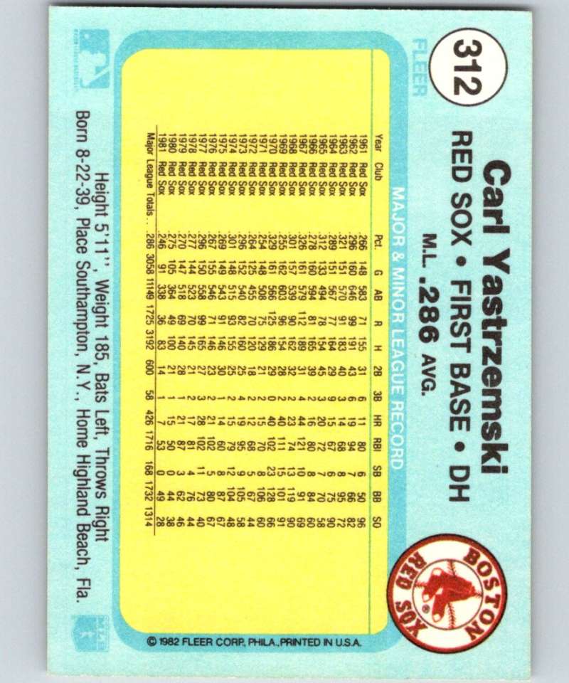 1982 Fleer #312 Carl Yastrzemski Red Sox