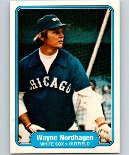 1982 Fleer #355 Wayne Nordhagen White Sox Image 1