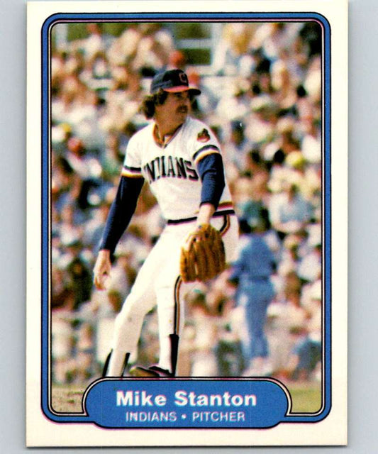 1982 Fleer #379 Mike Stanton Indians Image 1