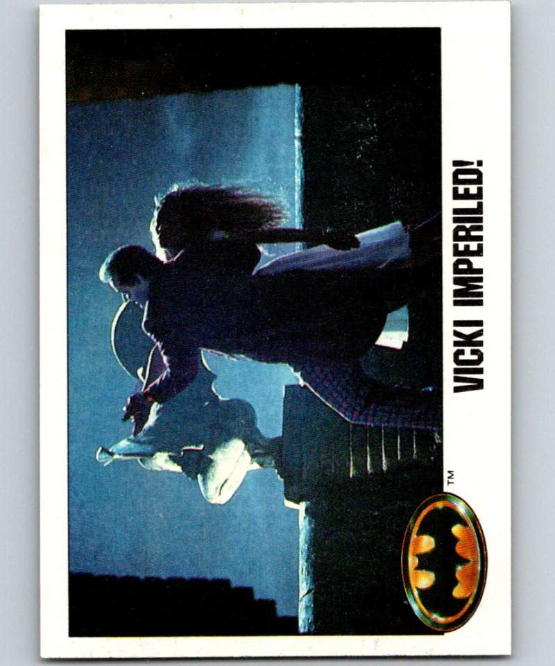 1989 Topps Batman #125 Vicki Imperiled! Image 1