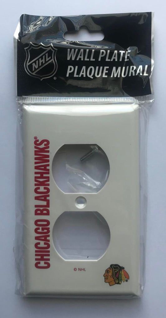 Chicago Blackhawks Outlet Wall Plate Cover - Brand New with Screws  Image 1