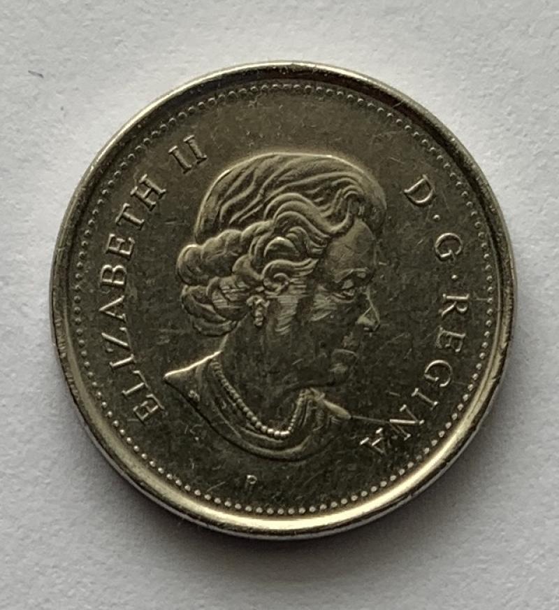 2005 Canadian 5 Cent Nickel Coin Canada - Elizabeth II Victory Anniversary *8034 Image 2