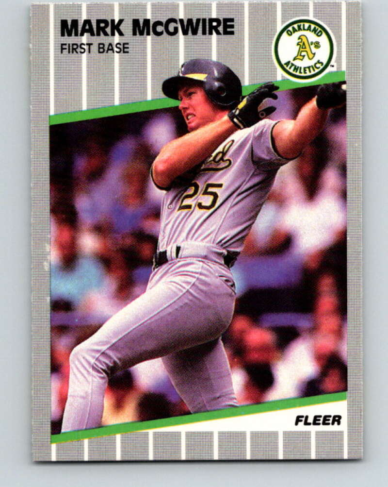 1989 Fleer #17 Mark McGwire Mint Oakland Athletics  Image 1