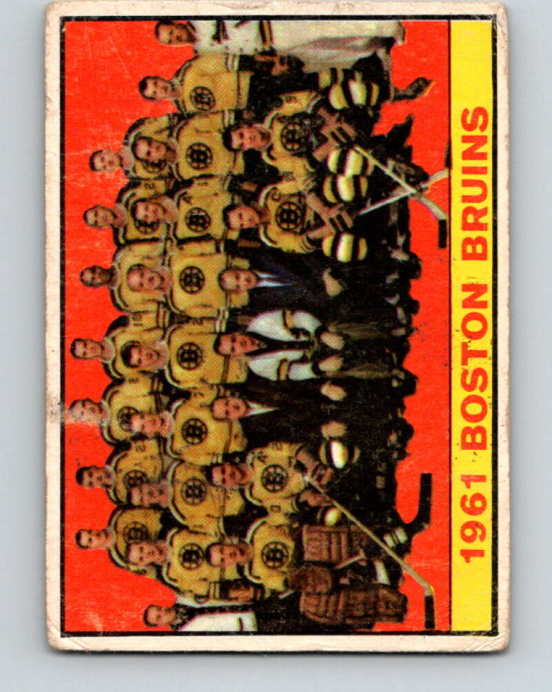 1961-62 Topps #20 Boston Bruins  Boston Bruins  V261