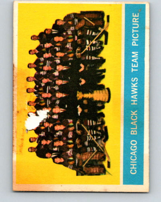 1963-64 Topps #43 Blackhawks Team  Chicago Blackhawks  V427