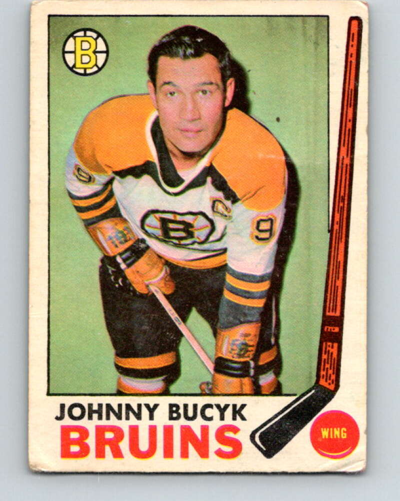 1969-70 O-Pee-Chee #26 Johnny Bucyk  Boston Bruins  V1249