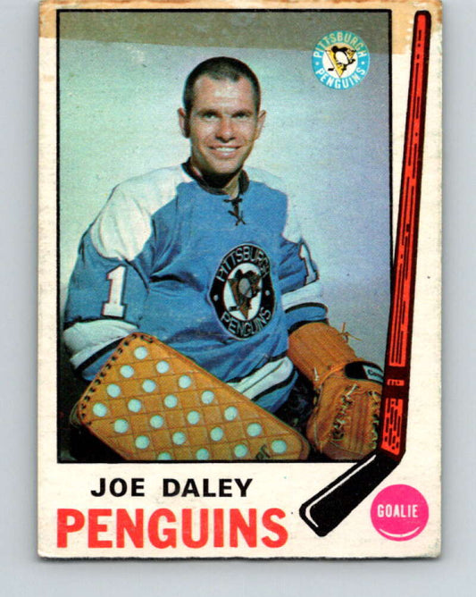 1969-70 O-Pee-Chee #152 Joe Daley  Pittsburgh Penguins  V1610