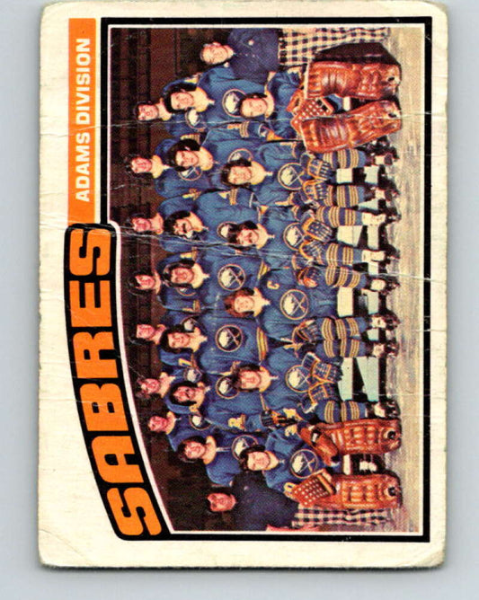 1976-77 OPC #134 Buffalo Sabres CL  Buffalo Sabres  V2110