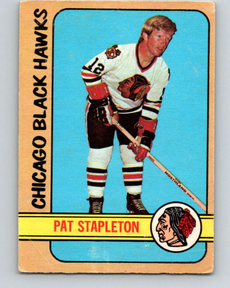 1972-73 O-Pee-Chee #4 Pat Stapleton  Chicago Blackhawks  V3164
