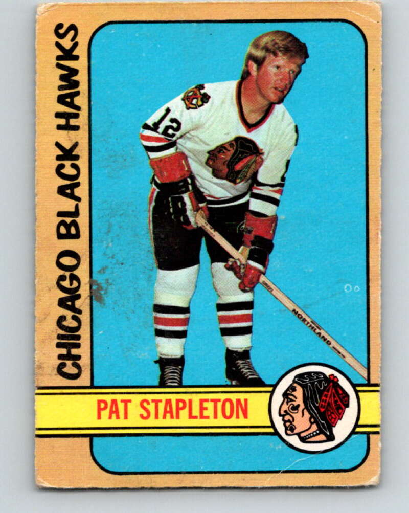 1972-73 O-Pee-Chee #4 Pat Stapleton  Chicago Blackhawks  V3169