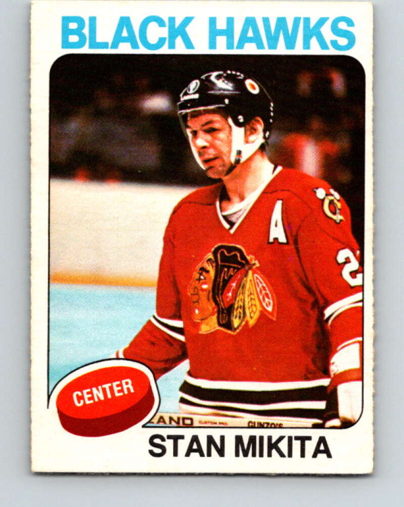 1975-76 O-Pee-Chee #30 Stan Mikita  Chicago Blackhawks  V5330