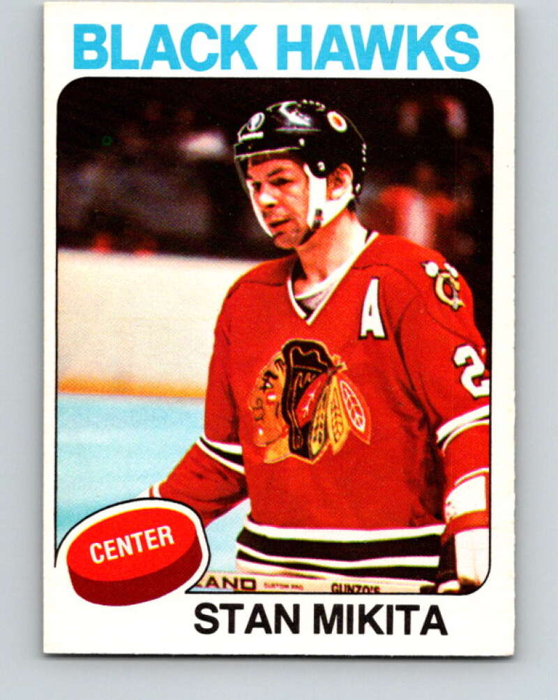 1975-76 O-Pee-Chee #30 Stan Mikita  Chicago Blackhawks  V5331