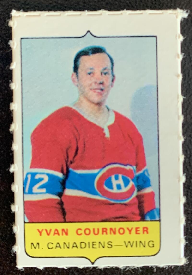 V7567--1969-70 O-Pee-Chee Four-in-One Mini Card Yvan Cournoyer