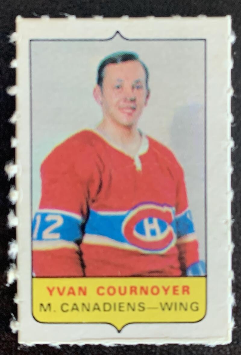V7568--1969-70 O-Pee-Chee Four-in-One Mini Card Yvan Cournoyer