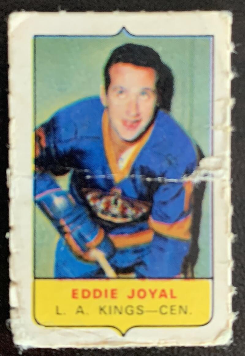 V7585--1969-70 O-Pee-Chee Four-in-One Mini Card Eddie Joyal