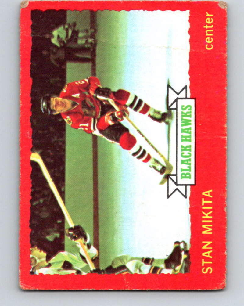 1973-74 O-Pee-Chee #6 Stan Mikita  Chicago Blackhawks  V7941