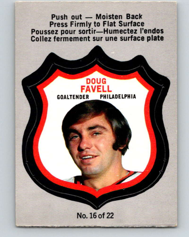 1972-73 O-Pee-Chee Player Crests #16 Doug Favell  Philadelphia Flyers  V8717