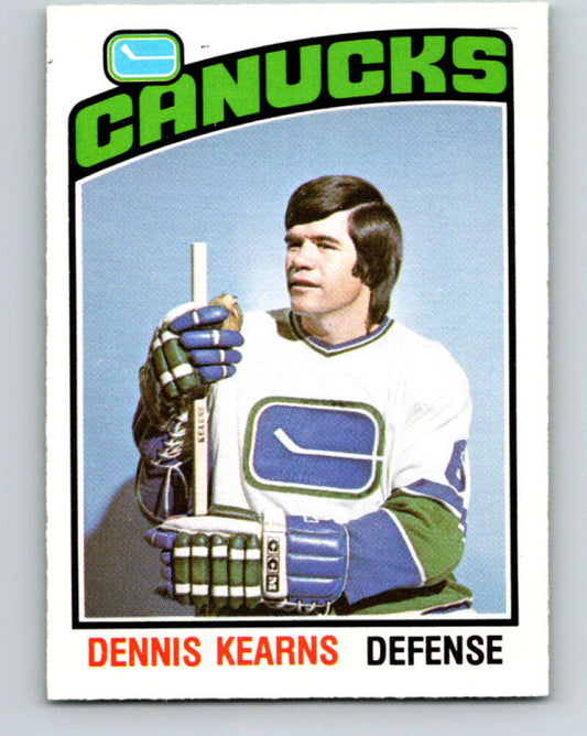 1976-77 O-Pee-Chee #338 Dennis Kearns  Vancouver Canucks  V12836