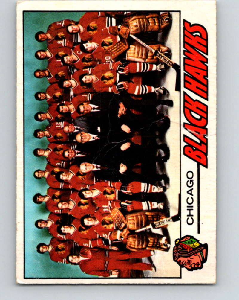 1977-78 O-Pee-Chee #74 Chicago Blackhawks  Chicago Blackhawks  V13430