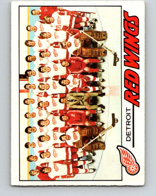 1977-78 O-Pee-Chee #77 Red Wings Team  Detroit Red Wings  V13443