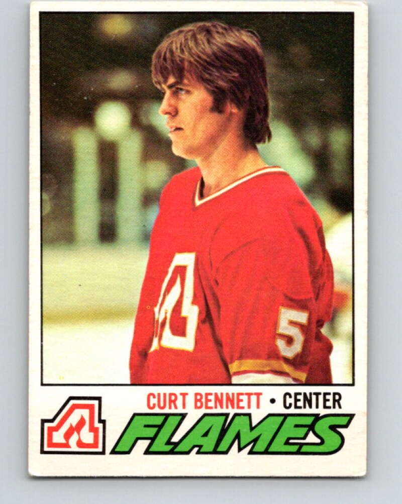 1977-78 O-Pee-Chee #97 Curt Bennett  Atlanta Flames  V13554